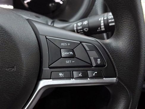 Certified 2022 Nissan Kicks SV image 21