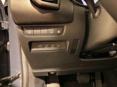 Used 2025 MAZDA CX-50 AWD 2.5 Hybrid w/ Premium Pkg image 13