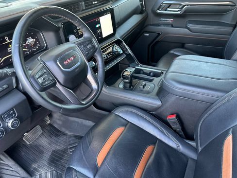 Certified 2024 GMC Sierra 1500 AT4 w/ Technology Package AWD/4WD image 10