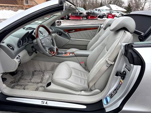 Used 2004 Mercedes-Benz SL 600 image 32