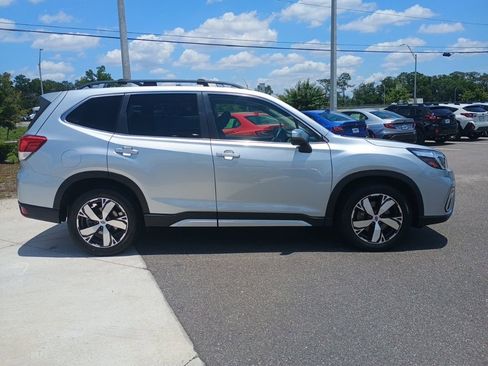 Used 2020 Subaru Forester Touring AWD/4WD image 4