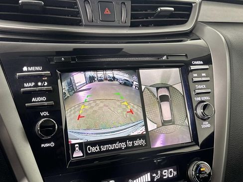 Used 2021 Nissan Murano SL w/ SL Moonroof Package image 12