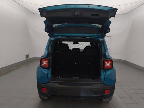 Used 2022 Jeep Renegade Altitude AWD/4WD image 29