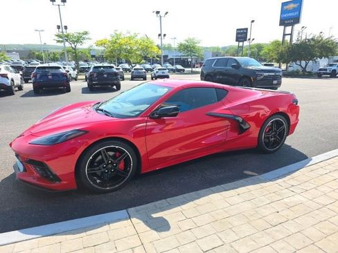 Used 2022 Chevrolet Corvette Stingray Coupe w/ 1LT RWD image 5