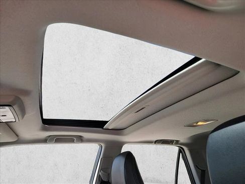 Used 2016 Toyota 4Runner Limited image 19