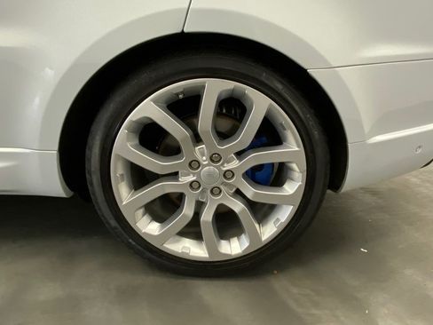 Used 2019 Land Rover Range Rover Sport Supercharged image 18