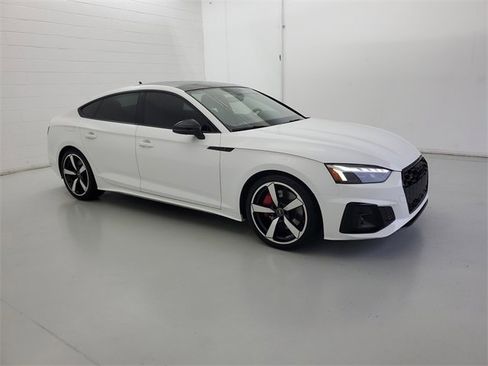 Used 2022 Audi A5 2.0T Premium Plus image 4