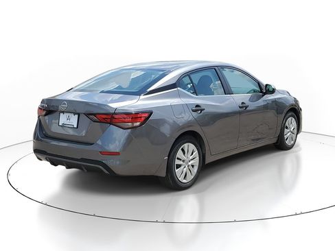 Used 2024 Nissan Sentra S FWD image 4