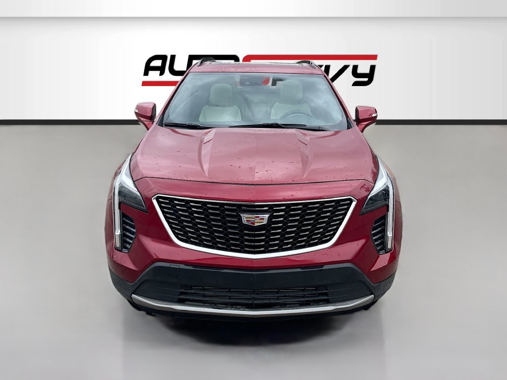 Used 2023 Cadillac XT4 Sport FWD image 2