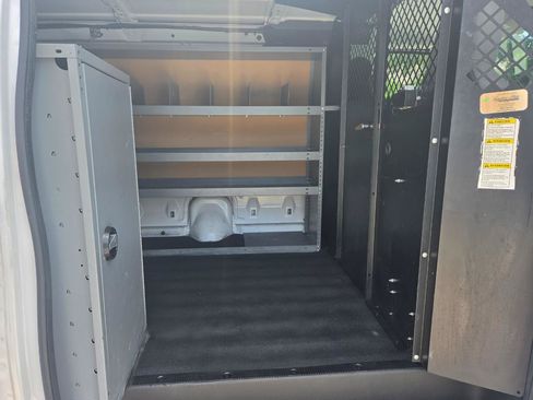 Used 2014 Ford E-150 and Econoline 150 RWD image 20