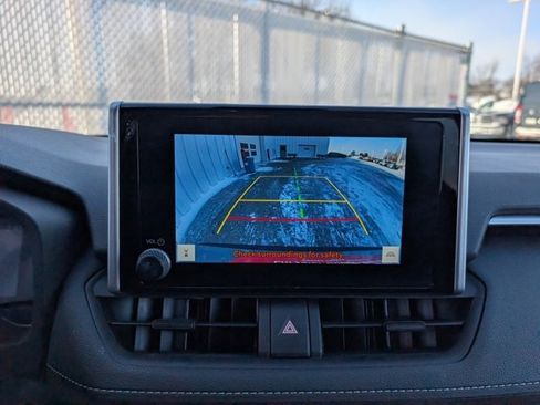 Used 2024 Toyota RAV4 XLE image 17