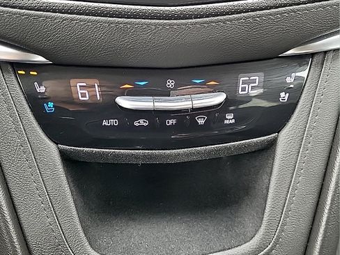 Used 2019 Cadillac XT5 Premium Luxury w/ Driver Assist Package AWD/4WD image 25