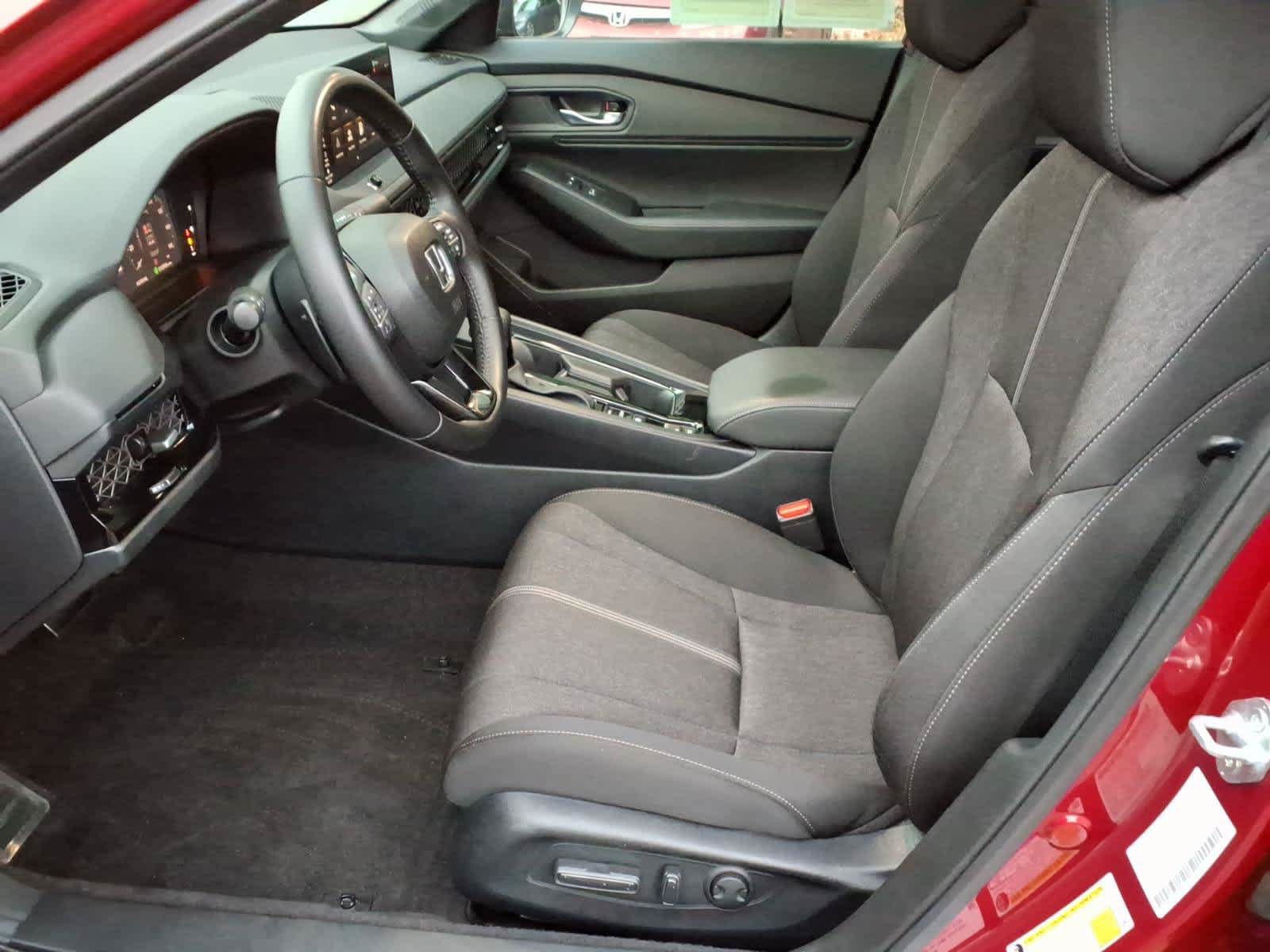 Used 2025 Honda Accord Sport image 14