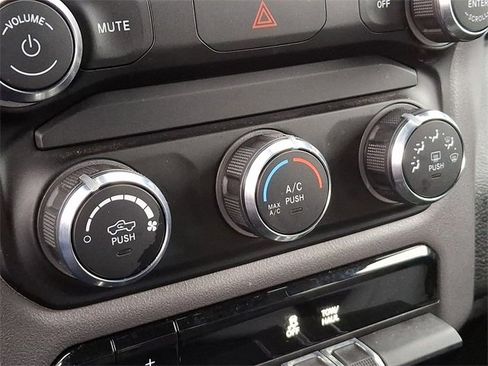 Used 2024 RAM 2500 Big Horn w/ Bed Utility Group image 16