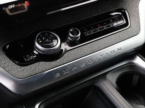 New 2025 Ford Expedition Tremor image 36
