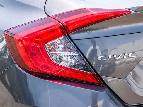 Used 2019 Honda Civic EX-L image 11