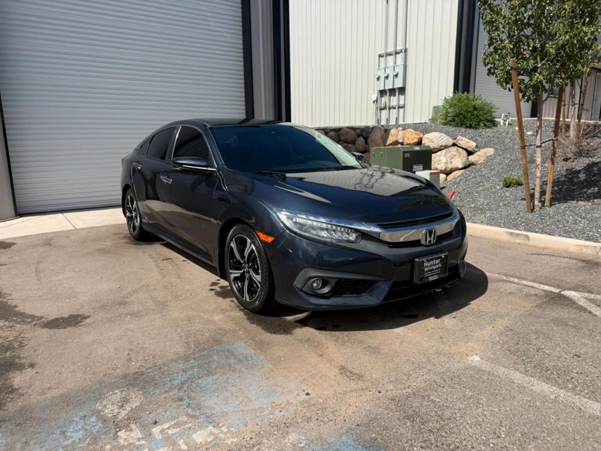 Used 2017 Honda Civic Touring image 13