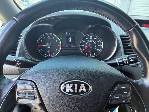 Used 2018 Kia Forte S image 11