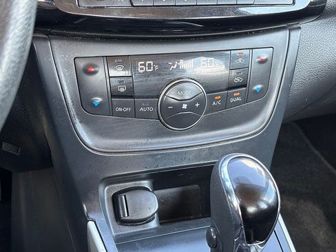 Used 2018 Nissan Sentra SV FWD image 20