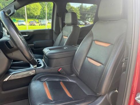 Used 2022 GMC Sierra 1500 AT4 w/ AT4 Preferred Package AWD/4WD image 13