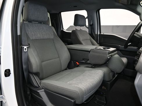 Used 2025 Ford F250 XLT image 43