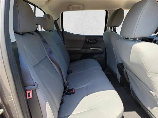 Used 2016 Toyota Tacoma SR5 w/ Towing Package RWD image 14