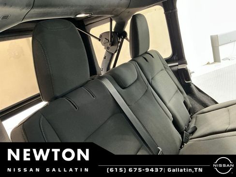Used 2020 Jeep Wrangler Unlimited Sport S AWD/4WD image 17