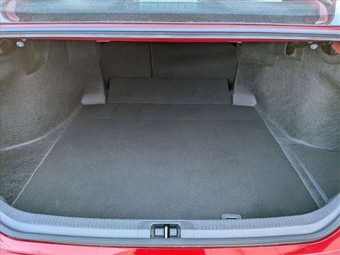 Used 2025 Toyota Camry SE image 6