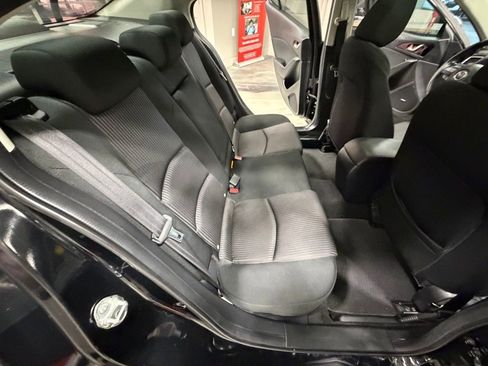 Used 2015 MAZDA MAZDA3 i Touring w/ Technology Package image 43