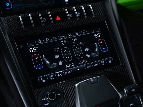 Used 2023 Lamborghini Urus S image 56