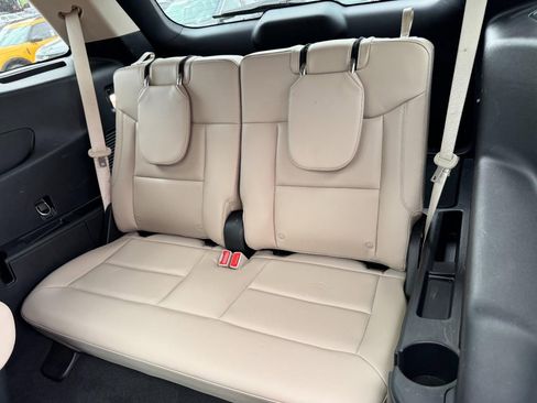 Used 2023 Ford Explorer XLT w/ Equipment Group 202A image 12