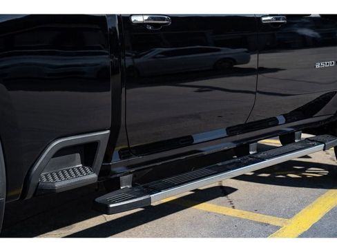 Used 2021 Chevrolet Silverado 2500 High Country w/ Z71 Off-Road Package image 28