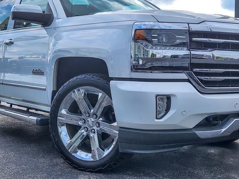Used 2016 Chevrolet Silverado 1500 High Country w/ High Country Premium Package AWD/4WD image 3