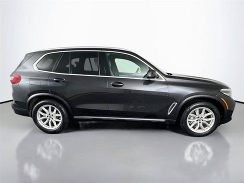 Used 2023 BMW X5 xDrive40i w/ Premium Package AWD/4WD image 7