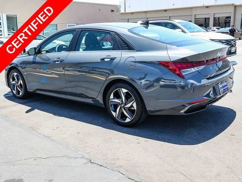 Certified 2023 Hyundai Elantra Limited FWD image 4