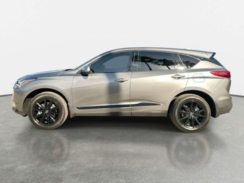 Used 2025 Acura RDX SH-AWD image 4