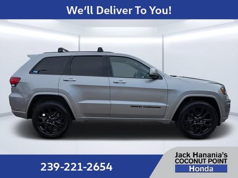 Used 2020 Jeep Grand Cherokee Altitude AWD/4WD image 3