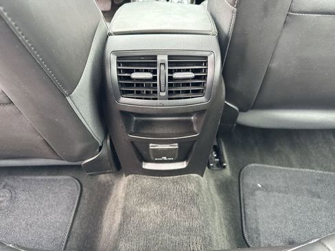 Certified 2013 Buick Regal Premium image 21