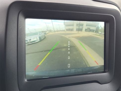 Used 2020 Jeep Renegade Latitude w/ Cold Weather Group image 26