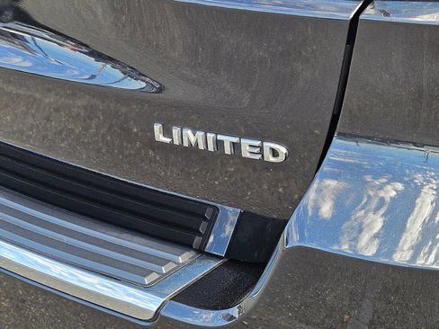 Used 2015 Jeep Grand Cherokee Limited AWD/4WD image 10
