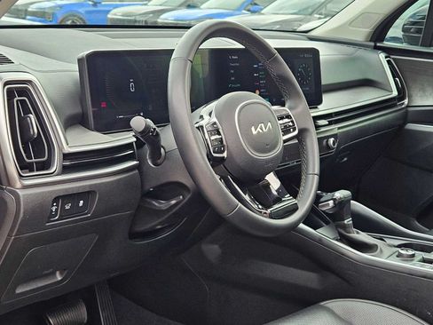 Certified 2024 Kia Sorento X-Line EX AWD/4WD image 2