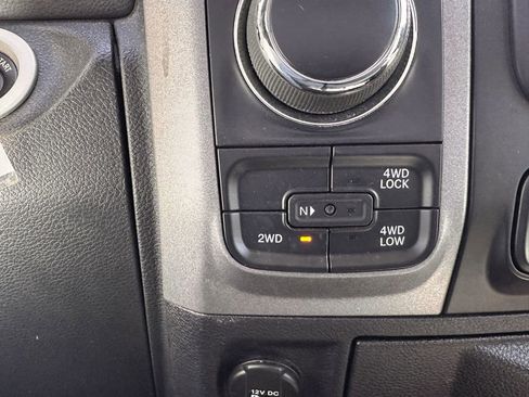 Used 2015 RAM 1500 Express AWD/4WD image 24