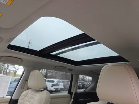 New 2026 Nissan Armada Platinum image 3