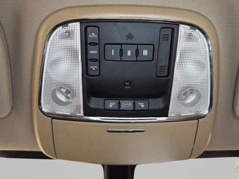Used 2014 Jeep Grand Cherokee Laredo w/ Security & Convenience Group RWD image 19