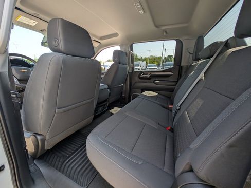 Used 2022 Chevrolet Silverado 1500 LT image 15