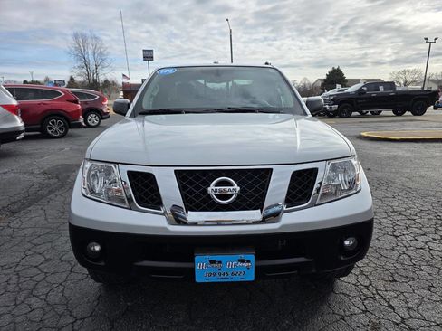 Used 2015 Nissan Frontier SV w/ SV Value Truck Package image 4