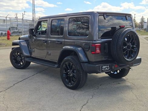 Certified 2025 Jeep Wrangler Unlimited Sahara image 10