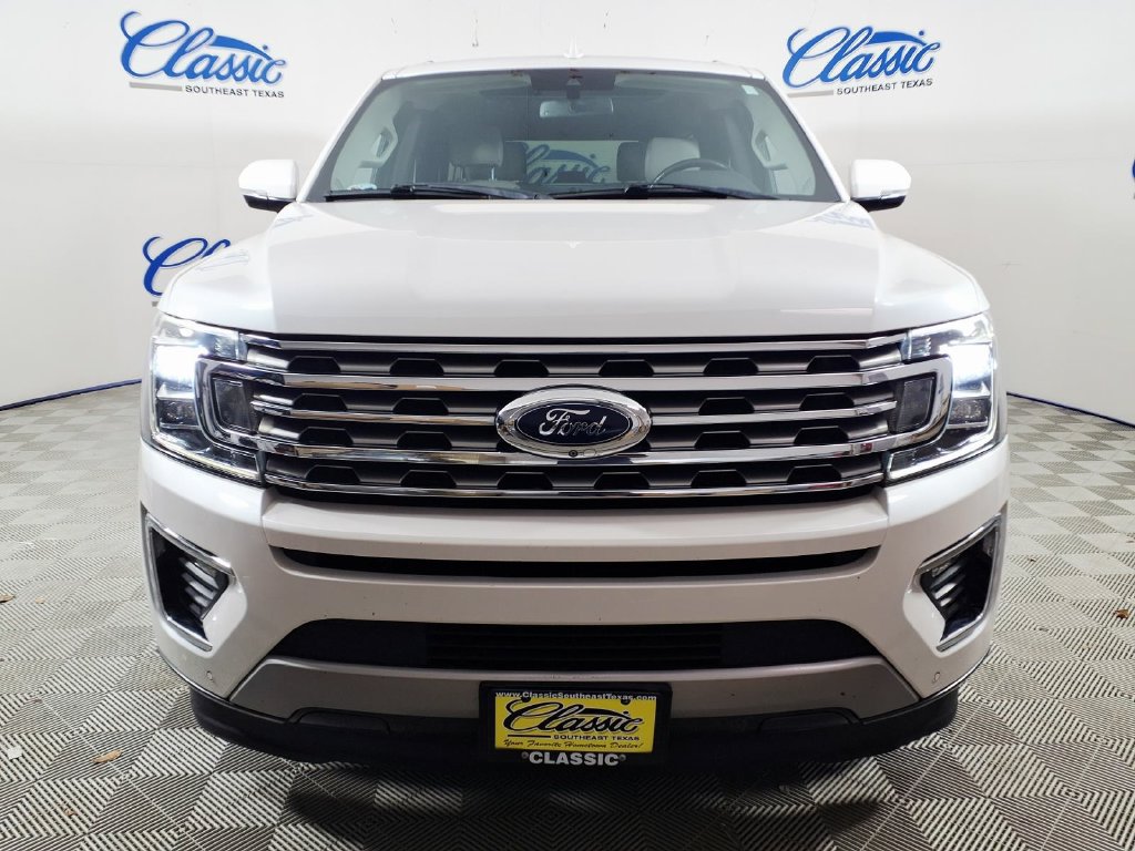 Used 2018 Ford Expedition Max Limited w/ Equipment Group 302A RWD image 5