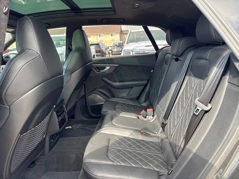 Used 2022 Audi SQ8 Prestige w/ Prestige Package AWD/4WD image 29