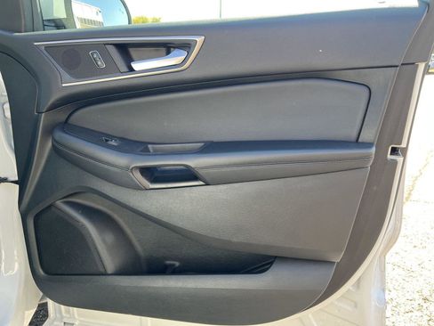 Used 2023 Ford Edge SEL image 14